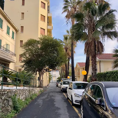 Apartament Via Nuvoloni San Remo